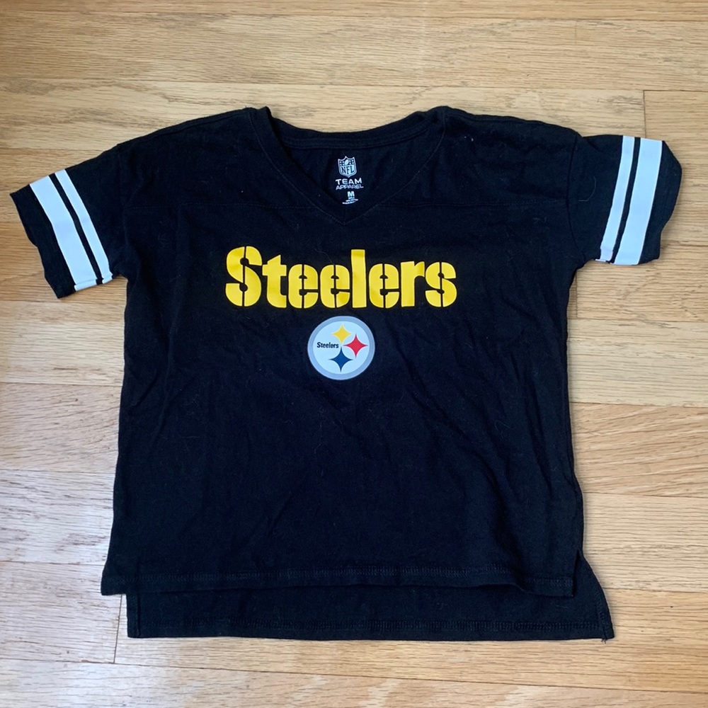 Girls NFL Steelers shirt (small and medium available)